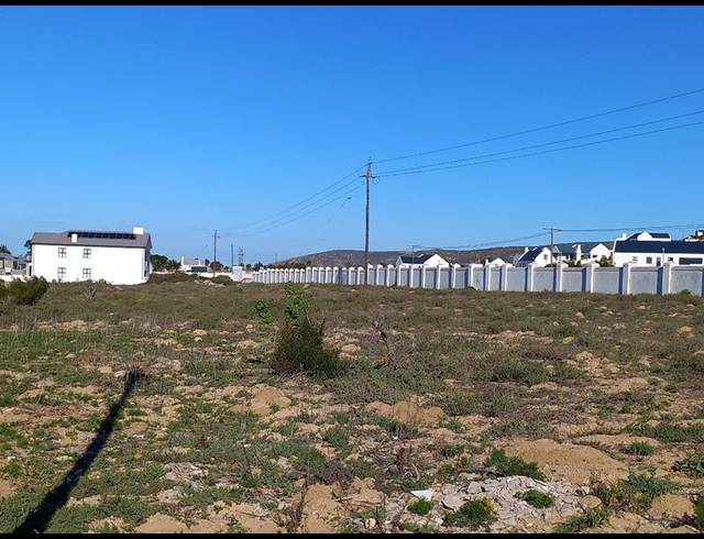 LAND FOR SALE IN SANDY POINT